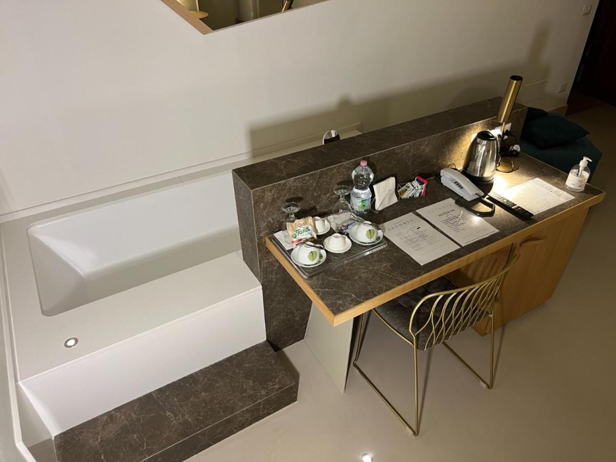 Euvodia Luxury Rooms Matera Luaran gambar